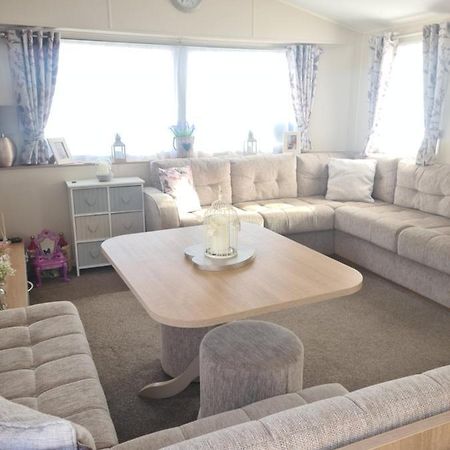 The Orchards Holiday Home Clacton-on-Sea Exterior foto