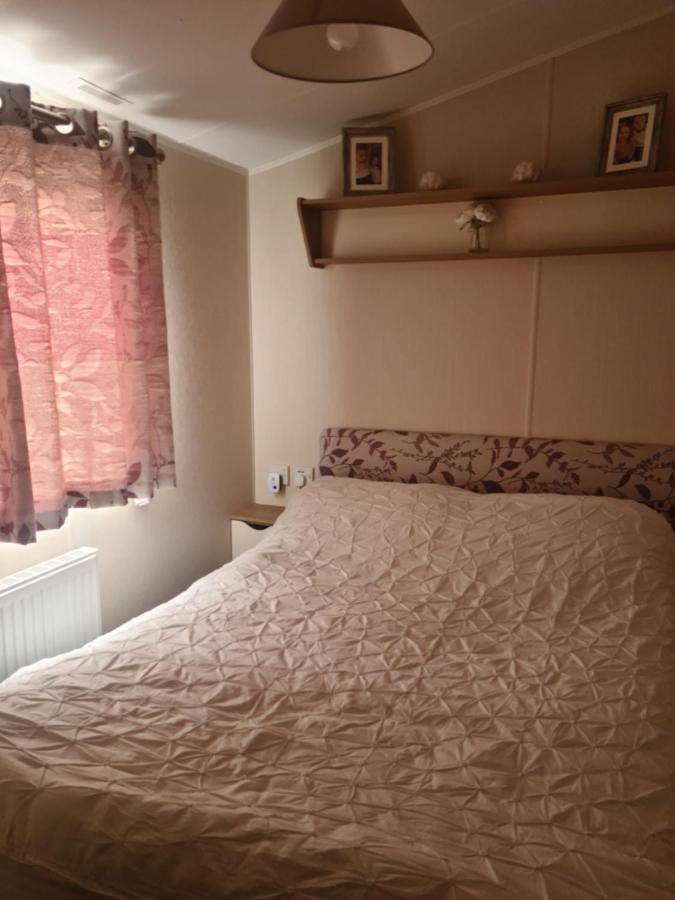 The Orchards Holiday Home Clacton-on-Sea Exterior foto