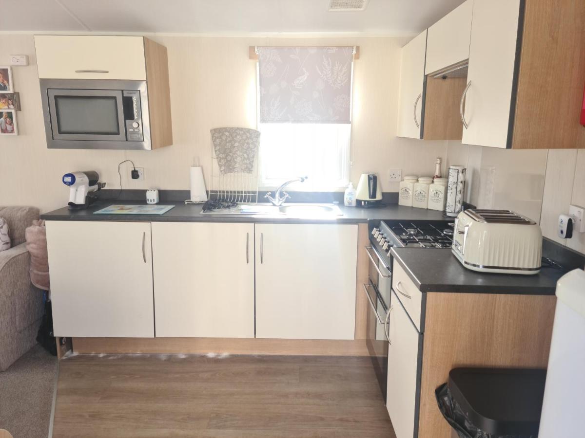The Orchards Holiday Home Clacton-on-Sea Exterior foto